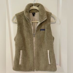 Patagonia Fuzzy Vest - Women’s Medium